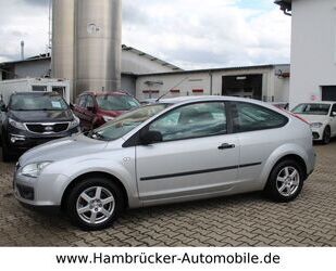 Ford Ford Focus 1.4 Trend~ 1.Hand~Xenon~Klima~Scheckhef Gebrauchtwagen