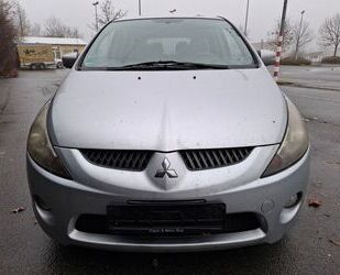 Mitsubishi Mitsubishi Grandis 2.4 Intense Automatik 6-Sitze K Gebrauchtwagen