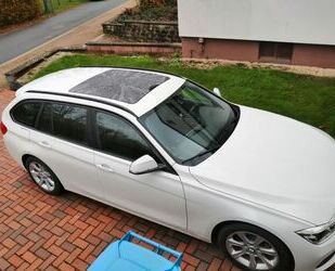 BMW BMW 320i xDrive Touring Advantage Automatic Adva.. Gebrauchtwagen