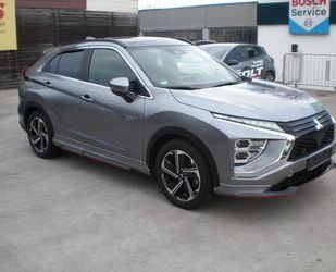 Mitsubishi Mitsubishi Eclipse Cross Top Hybrid 4WD Bestzustan Gebrauchtwagen