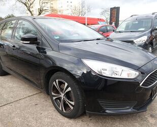 Ford Ford Focus Turnier Ambiente+KLIMA+BC+USB+ Gebrauchtwagen