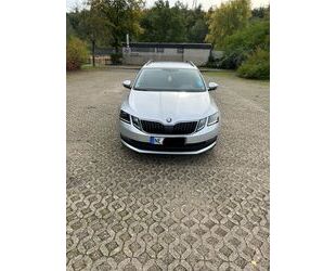 Skoda Skoda Octavia 2.0 TDI SCR DSG 4x4 SOLEIL Combi SOL Gebrauchtwagen