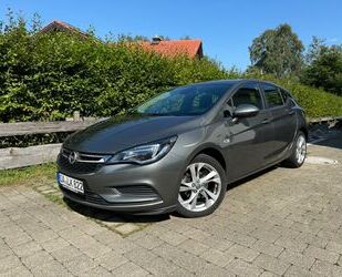 Opel Opel Astra 1.4 Turbo 110kW Automatik Navi AHK Sitz Gebrauchtwagen