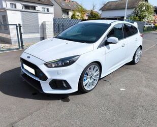 Ford Ford Focus 2,3 EcoBoost 257kW RS Allrad Neuer Moto Gebrauchtwagen