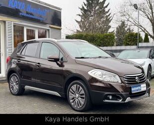 Suzuki Suzuki (SX4) S-Cross Leder/Navi/Kamera/Panorama Gebrauchtwagen