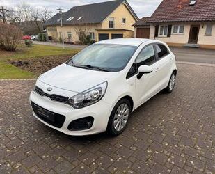 Kia Kia Rio | Cup Edition | 1.4 | SHZ PDC etc | Tüv ne Gebrauchtwagen