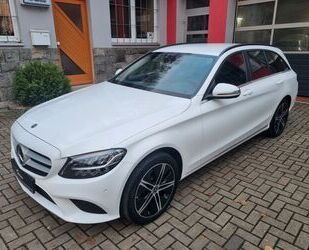 Mercedes-Benz Mercedes-Benz C 200d 1- Hand AHK LED KAMERA CarPl Gebrauchtwagen