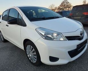 Toyota Toyota Yaris Cool *5 Türig*70 TKM*2 Hand* Gebrauchtwagen