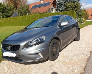 Volvo Volvo V40 D3 R-Design NAVI *Xenon *Sitzheizung Gebrauchtwagen