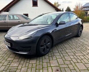 Tesla Tesla Model 3 Hinterradantrieb RWD RWD Gebrauchtwagen