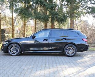 BMW BMW 330 i xDrive M Sport - 1. Hand - Kamera - Led Gebrauchtwagen