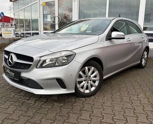 Mercedes-Benz Mercedes-Benz A 180 BlueEfficiency*großes Navi*Tei Gebrauchtwagen