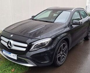 Mercedes-Benz Mercedes-Benz GLA 200 GLA -Klasse AMG CAM NAVI LED Gebrauchtwagen