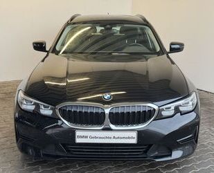 BMW BMW 318dA Touring Navi.LED.AHK.PDCvohi.DAB.Tempoma Gebrauchtwagen