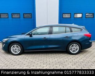 Ford Ford Focus Turnier Titanium Navi Kamera Apple Temp Gebrauchtwagen