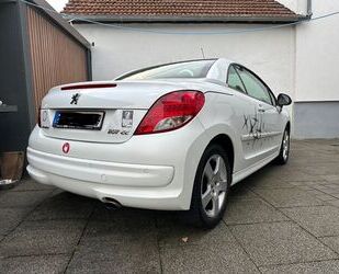 Peugeot Peugeot 207 CC Platinum 120 Automatik Platinum Gebrauchtwagen