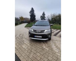 Toyota Toyota RAV 4 2,2-l-D-4D 4x4 Edition-S Automatik Ed Gebrauchtwagen