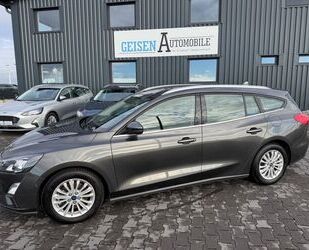 Ford Ford Focus Turnier Titanium / NAVI / LED / DAB /SP Gebrauchtwagen