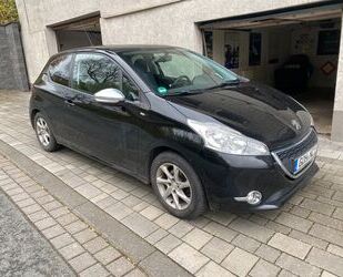 Peugeot Peugeot 208 1.2 Style PureTech 82 Style Gebrauchtwagen