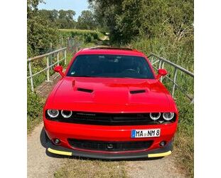 Dodge Dodge Challenger RT Scat Pack Top Historie Gebrauchtwagen