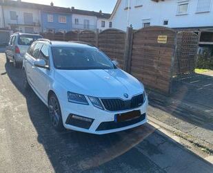 Skoda Skoda Octavia 2.0 TSI DSG RS Combi RS Gebrauchtwagen