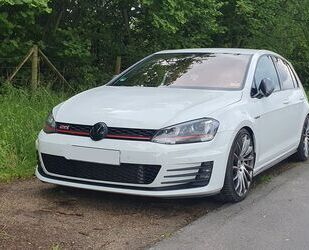 VW Volkswagen Golf 2.0 TSI BMT GTI Performance GTI Pe Gebrauchtwagen