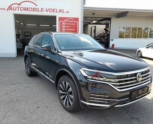 VW Volkswagen Touareg TDI 3,0 4Motion LEDER/AHK/STAND Gebrauchtwagen