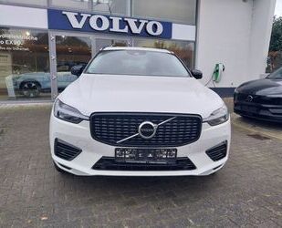 Volvo Volvo XC60 R Design Expression Recharge Plug-In Hy Gebrauchtwagen