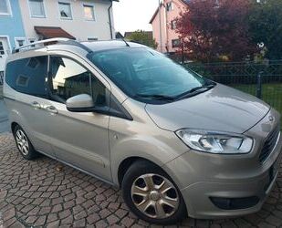 Ford Ford Tourneo Courier 1.0 EcoBoost 74kW Trend Trend Gebrauchtwagen