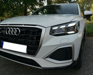 Audi Audi Q2 40TFSI adv. qu. Str. Sline ACC Matrix Nav Gebrauchtwagen