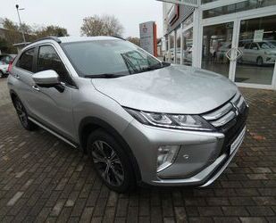 Mitsubishi Mitsubishi Eclipse Cross 1.5 Intro mit HUD/LED/Car Gebrauchtwagen