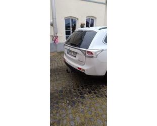 Mitsubishi Mitsubishi Outlander 2.2 DI-D Plus ClearTec 2WD Pl Gebrauchtwagen