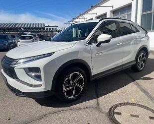 Mitsubishi Mitsubishi Eclipse Cross Plug-in Hybrid BASIS 2.4 Gebrauchtwagen