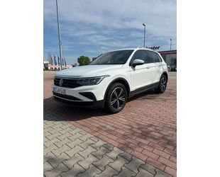 VW Volkswagen Tiguan 2.0 TDI SCR DSG ACTIVE ACTIVE Gebrauchtwagen