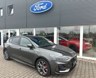 Ford Ford Focus Lim. ST-Line X >LED+B&O+KAMERA+SYNC4< Gebrauchtwagen