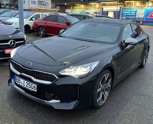 Kia Kia Stinger GT 4WD,AHK,PANORAMA-SD,LEDER,TOP Gebrauchtwagen