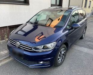 VW Volkswagen Touran 1.6 TDI SCR DSG SOUND BMT SOUND Gebrauchtwagen