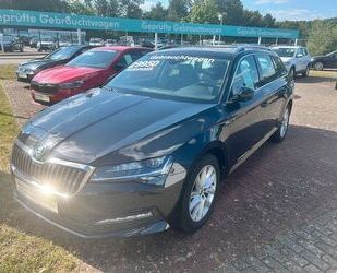 Skoda Skoda Superb Combi Ambition inkl Allwetterräder Gebrauchtwagen