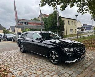 Mercedes-Benz Mercedes-Benz E 220d T*Sitzlüft*Distronic*StHz*Mem Gebrauchtwagen