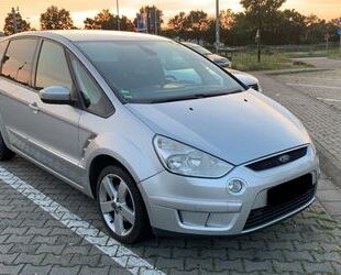 Ford Ford S-Max 2,0 TDCi 103kW DPF Titanium Gebrauchtwagen