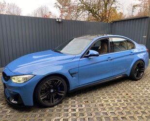 BMW BMW M3*Deutsch*Yas Marine Blau*Akrapovic*Carbon Gebrauchtwagen