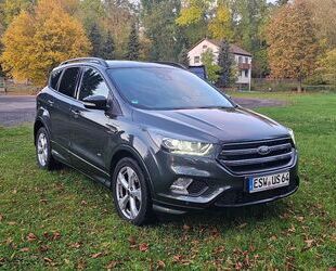 Ford Ford Kuga 2,0 TDCi 4x4 132kW ST-Line PowerShift S. Gebrauchtwagen