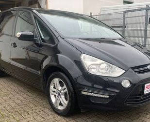 Ford Ford S-Max S-MAX Edition 7ST*AUTOMA*SHZ*NAVI*PANO* Gebrauchtwagen