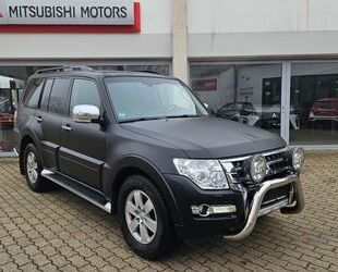 Mitsubishi Mitsubishi Pajero 3,2 DI-D 4WD Top At,Fernlichtass Gebrauchtwagen