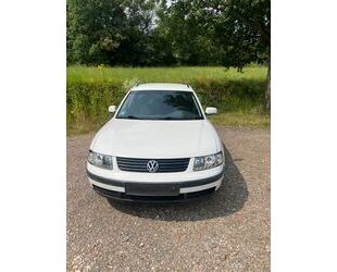 VW Volkswagen Passat Variant 1.8 Basis Gebrauchtwagen