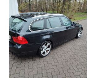 BMW BMW 318d Touring Edition Exclusive Edition Exclusi Gebrauchtwagen