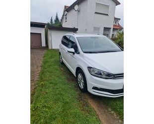 VW Volkswagen Touran 2.0 TDI SCR DSG Highline Highlin Gebrauchtwagen