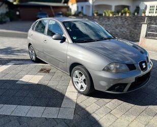 Seat Seat Ibiza 1.4 16V 63kW Gebrauchtwagen