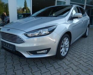 Ford Ford Focus Turnier Titanium Navi, PDC, Kamera, Gebrauchtwagen