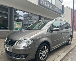 VW Volkswagen Touran Freestyle Klima PDC SHZ 7 sitzer Gebrauchtwagen